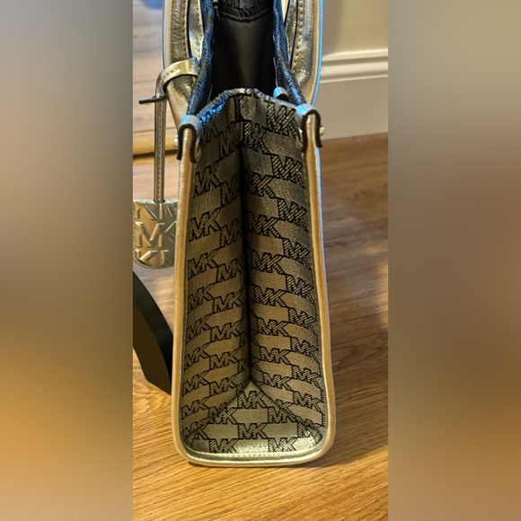 Michael Kors Metallic Silver Logo Tote - Picture 3 of 9